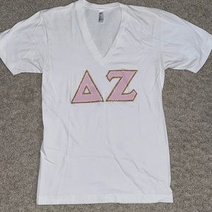 Delta Zeta Stitched Letters V-neck T-shirt